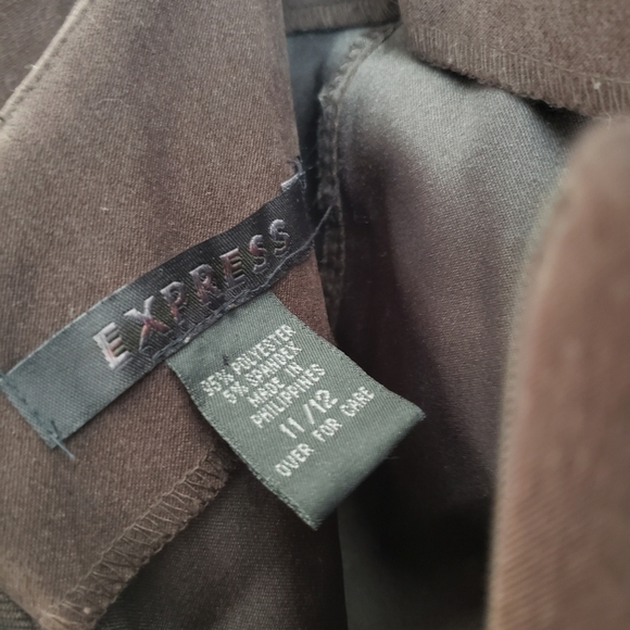 Express dress - Picture 3 of 3